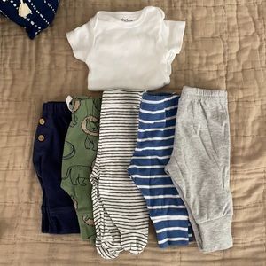 Boy’s Carter’s/Gerber Onesie & Joggers (6 pieces)